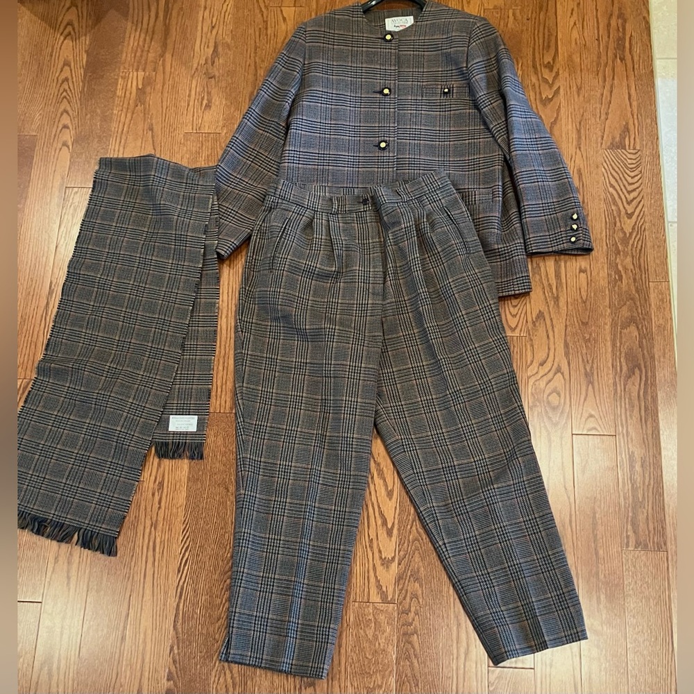 Vintage wool Avoca Collection Made in Ireland 3 piece suit, jacket/pants/scarf
